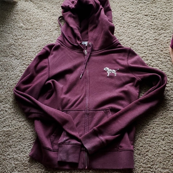 Maroon zip up hoodie - Picture 2 of 3